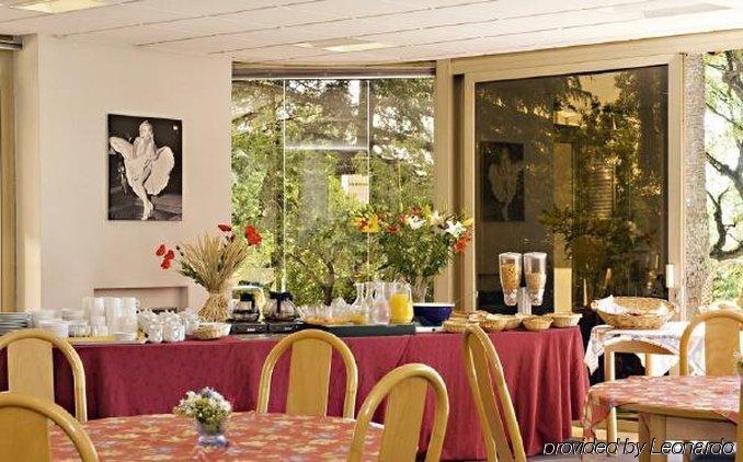 Les Genevriers Lägenhet Cannes Restaurang bild